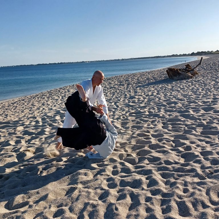 Aïkido sur le sable